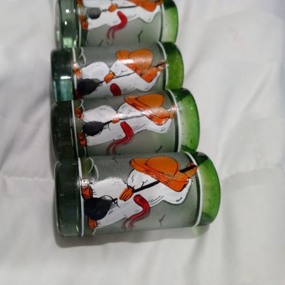 Set of 4 Hand blown Mexican hand painted shot Glasses - Picture 11 of 13